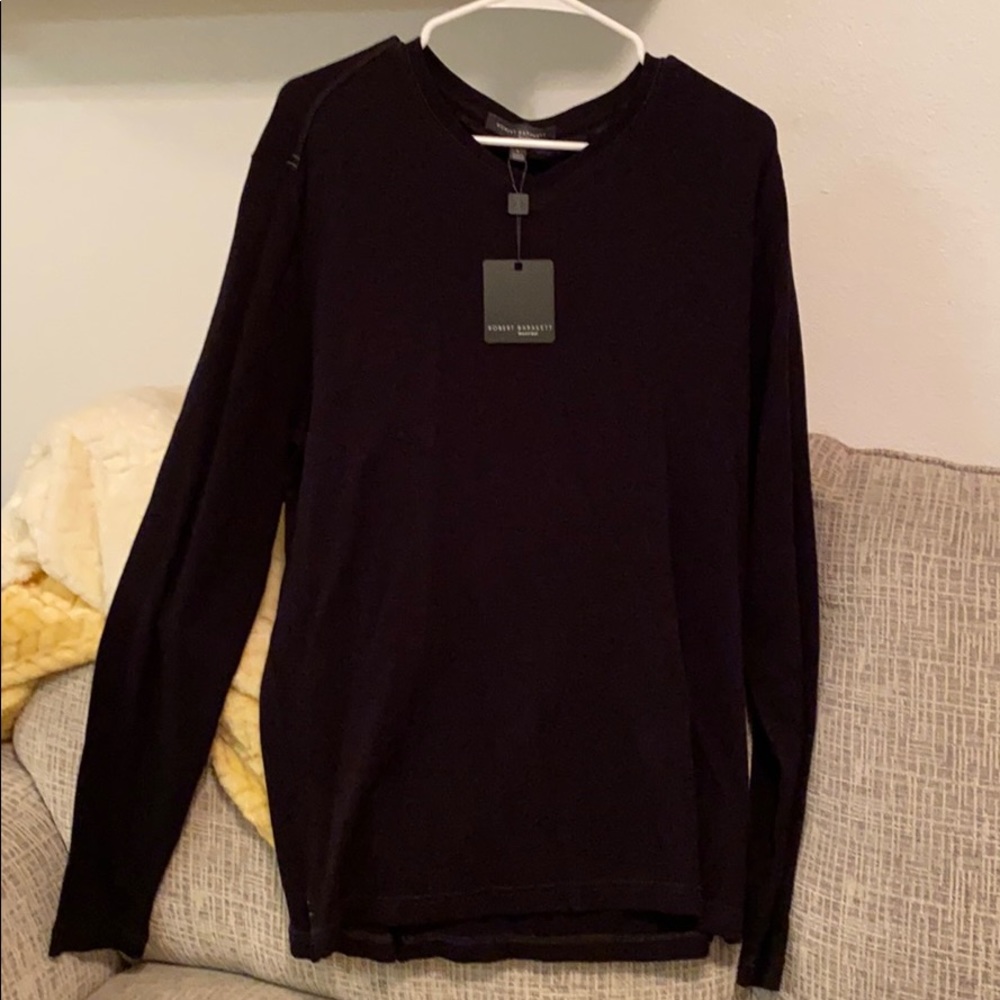 Men’s black long sleeve